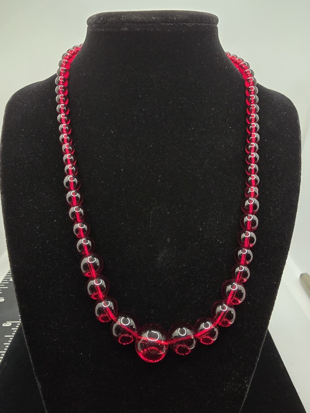 Cherry Red Graduated Glass Globe Beaded Necklace 18 Inch